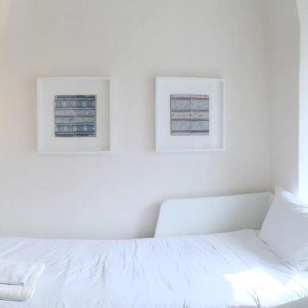 Room Atalaia- Ideal For Single Lisboa Eksteriør billede